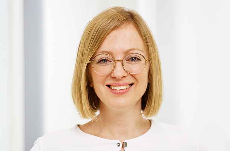 Prof. Dr. Katrin Wacker